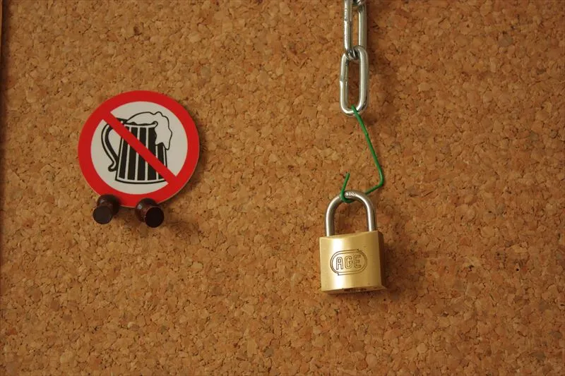 アルコール性肝炎の症状や原因は？